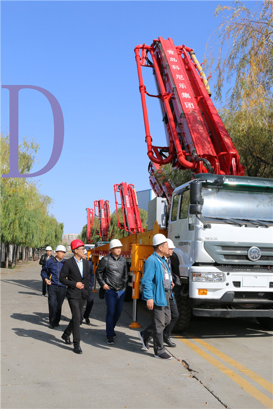 青島混凝土泵車價(jià)格 (9)