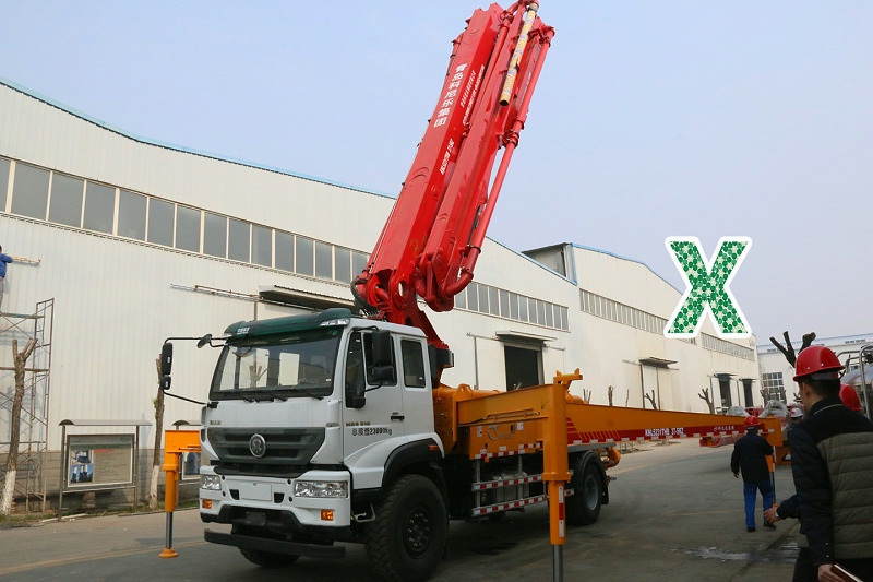 青島小型混凝土泵車價(jià)格 (18)