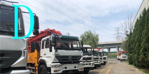 混凝土泵車作業(yè)時(shí)遵守什么守則（二）