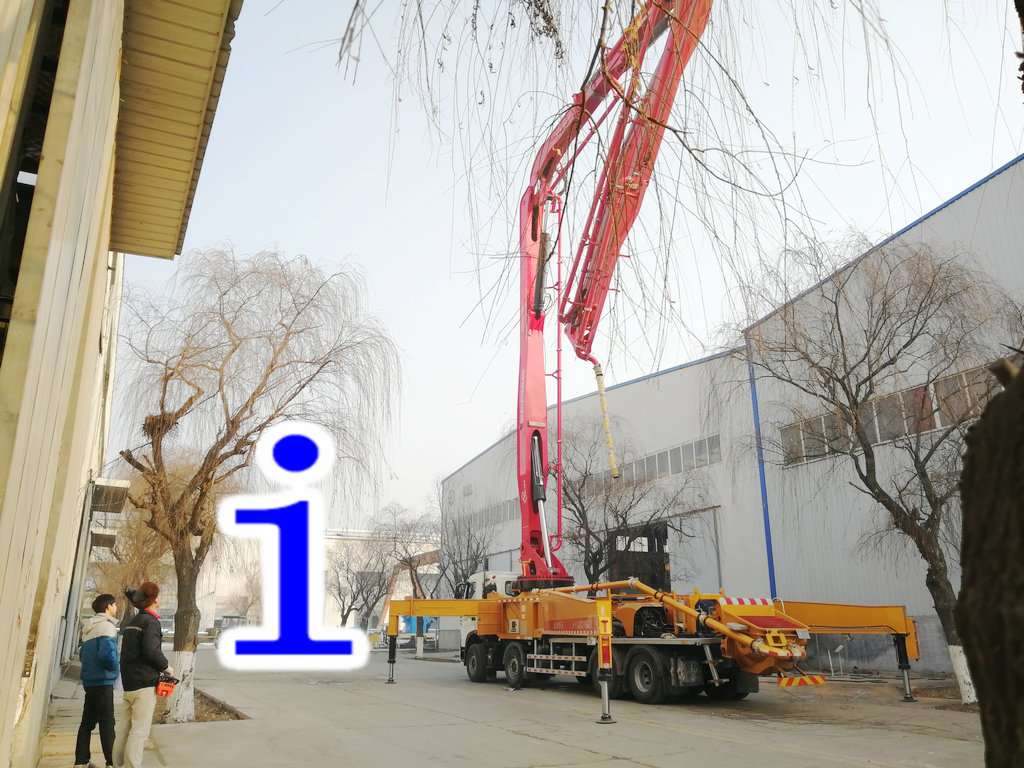 青島小型混凝土泵車價格