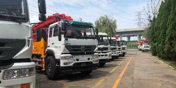 泵車(chē)想要保養(yǎng)好要注意哪些