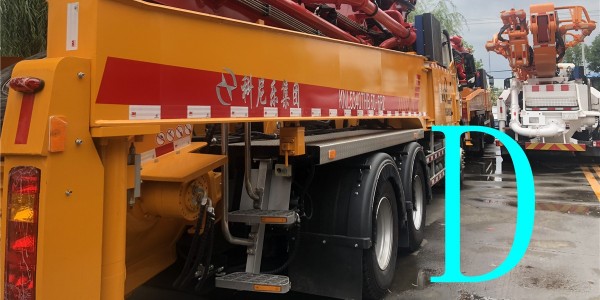 您日常最應該重視小型混凝土泵車哪幾個部件（二）？