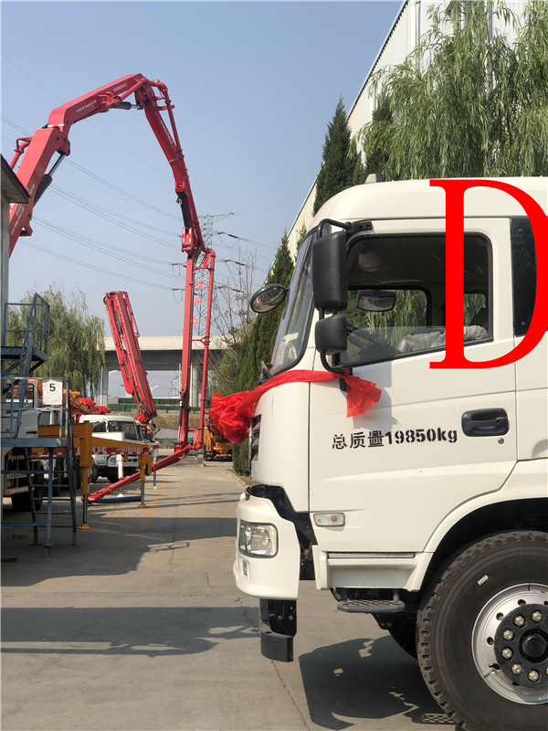 青島混凝土泵車 價格 (5)