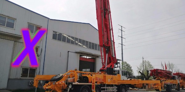 小科說泵車—小型混凝土泵車的油液中跑進去空氣了怎么辦？