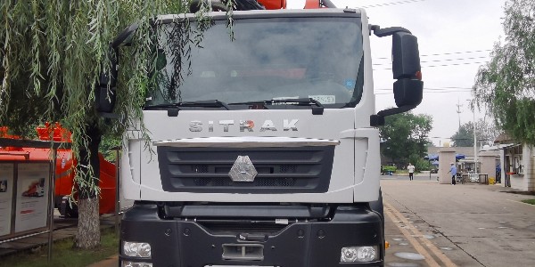 32米小型泵車(chē)的優(yōu)勢(shì)，幾點(diǎn)材質(zhì)和設(shè)計(jì)，更智能