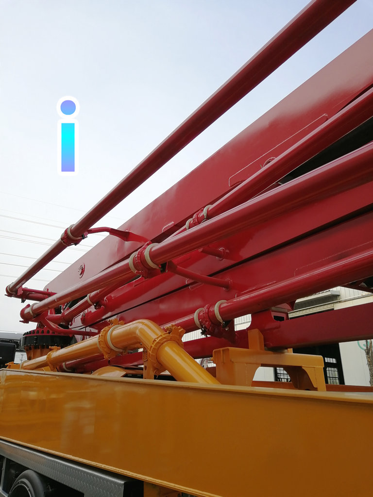 青島小型混凝土泵車價(jià)格 (3)