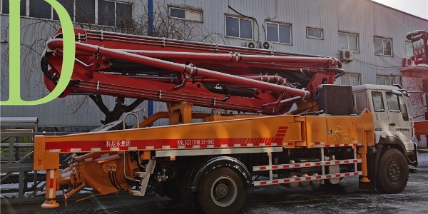 你知道混凝土泵車(chē)的泵管要多少距離再布置一個(gè)嗎？