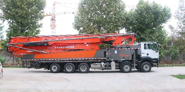 當(dāng)泵車(chē)堵管時(shí)，要及時(shí)做到以下幾點(diǎn)