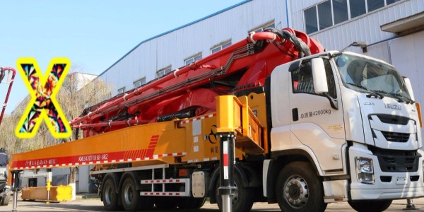 小型泵車骨料結塊，為防止管道損壞，拆管時應注意什么？—小科說事