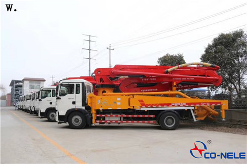 泵車(chē) 泵車(chē)