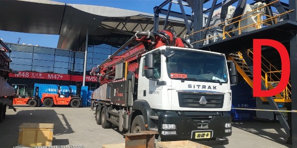 泵車安全無小事，大家作業一定要注意安全